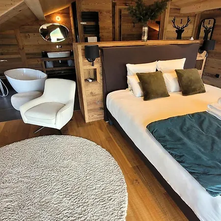 Horská chata De Luxe Avec Jacuzzi, Sauna, Parking Et Wifi Aux Gets - Fr-1-598-19